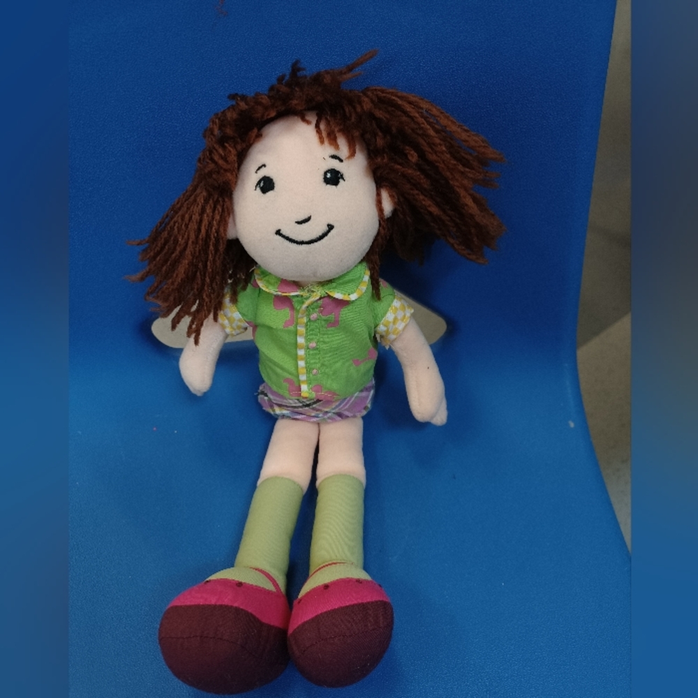 ✓Groovy Girls Kinzey doll 13in